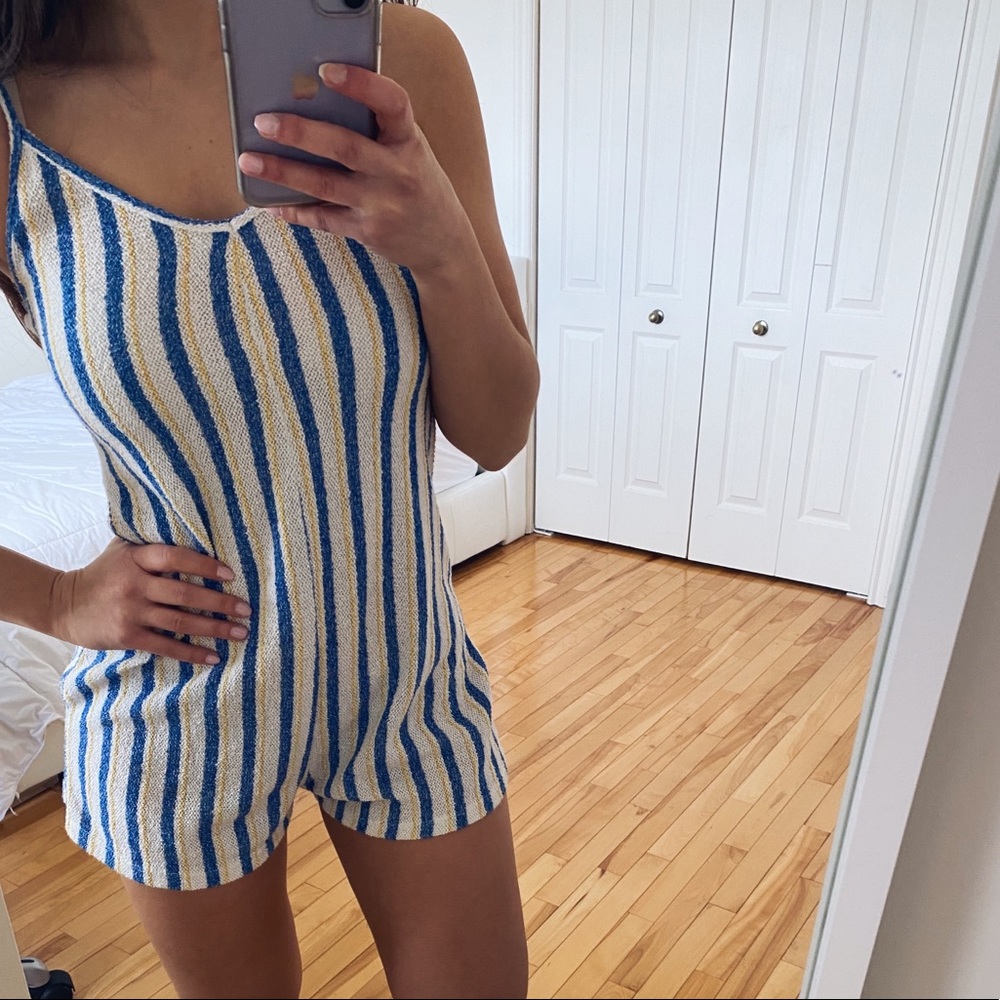 SMALL ZARA SUMMER ROMPER WHITE BLUE AND YELLOW
